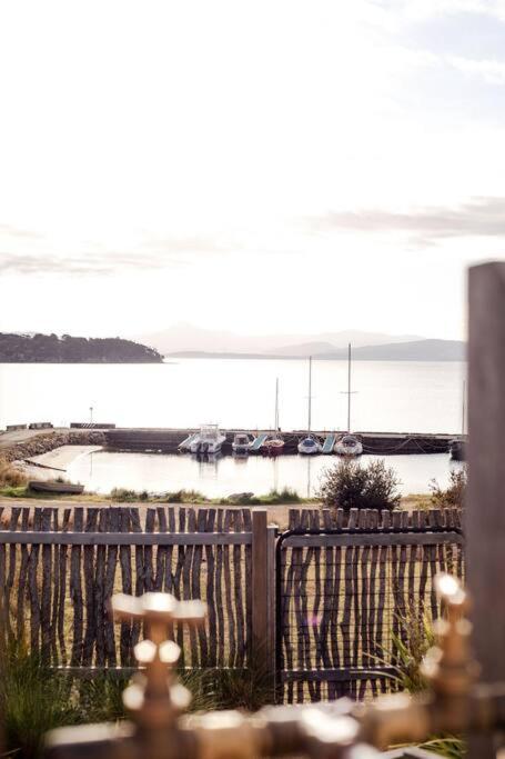 Bed and Breakfast Bruny Boathouse Alonnah Exterior foto